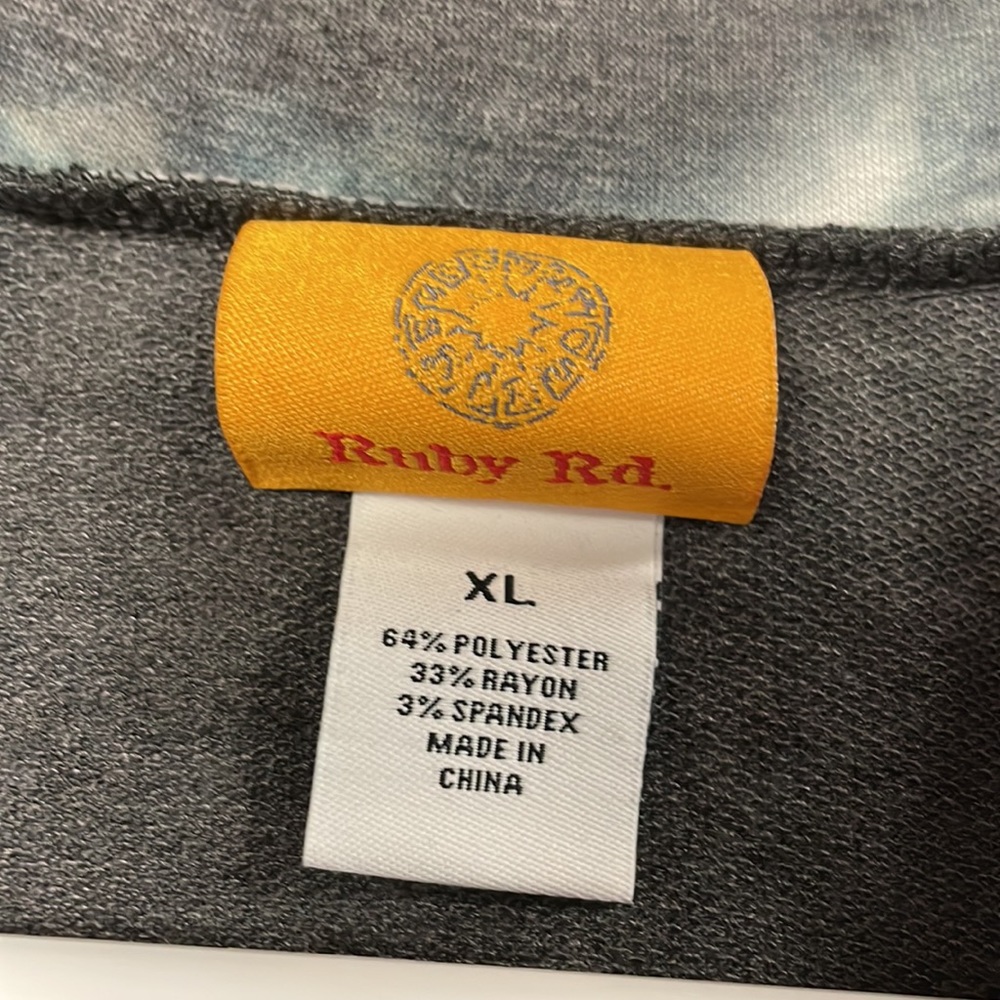 Ruby Rd Top With Quarter Sleeves - image 2